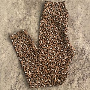 Aerie Leopard CrossIver Top Leggings
